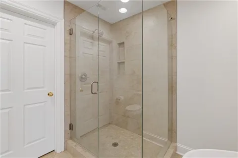 $425,000 | 211 Colonial Homes Drive Northwest, Unit 2106, Atlanta, GA 30309