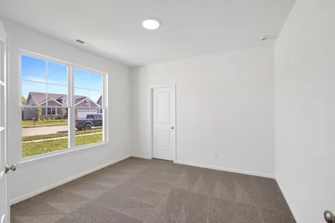 $394,945 | 5048 Sedona Circle, Schererville, IN 46375