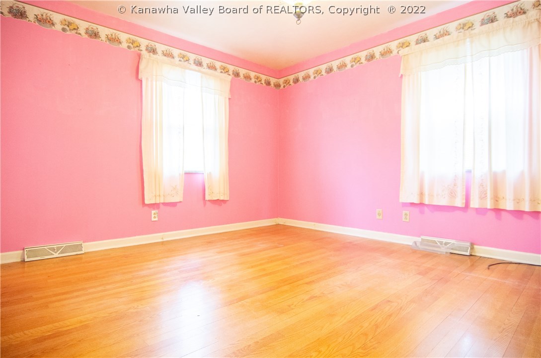 809 Basil Road Charleston, WV 25314 - Photo 10 of 18 Gallery Image 10