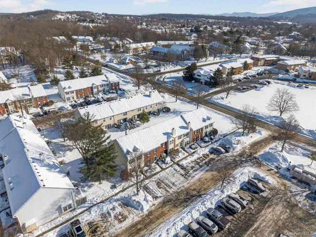 $2,650 | 12 Brook Drive, Washingtonville, NY 10992