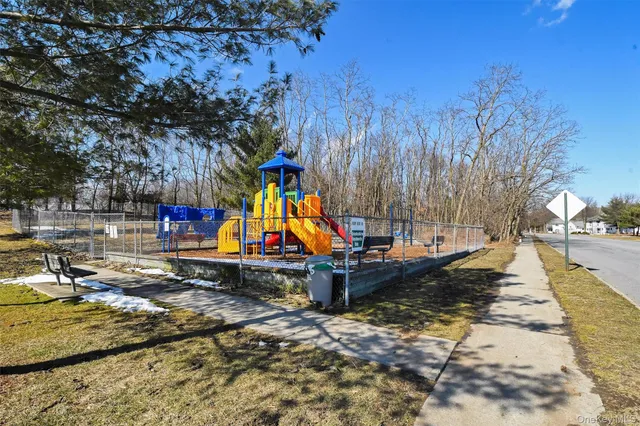 $2,650 | 12 Brook Drive, Washingtonville, NY 10992