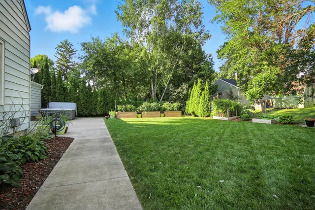 $299,999 | 358 18th Street Southwest, Owatonna, MN 55060