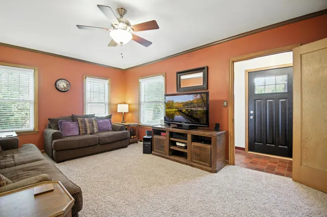 $299,999 | 358 18th Street Southwest, Owatonna, MN 55060