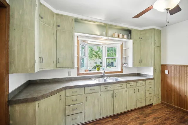 $299,999 | 358 18th Street Southwest, Owatonna, MN 55060