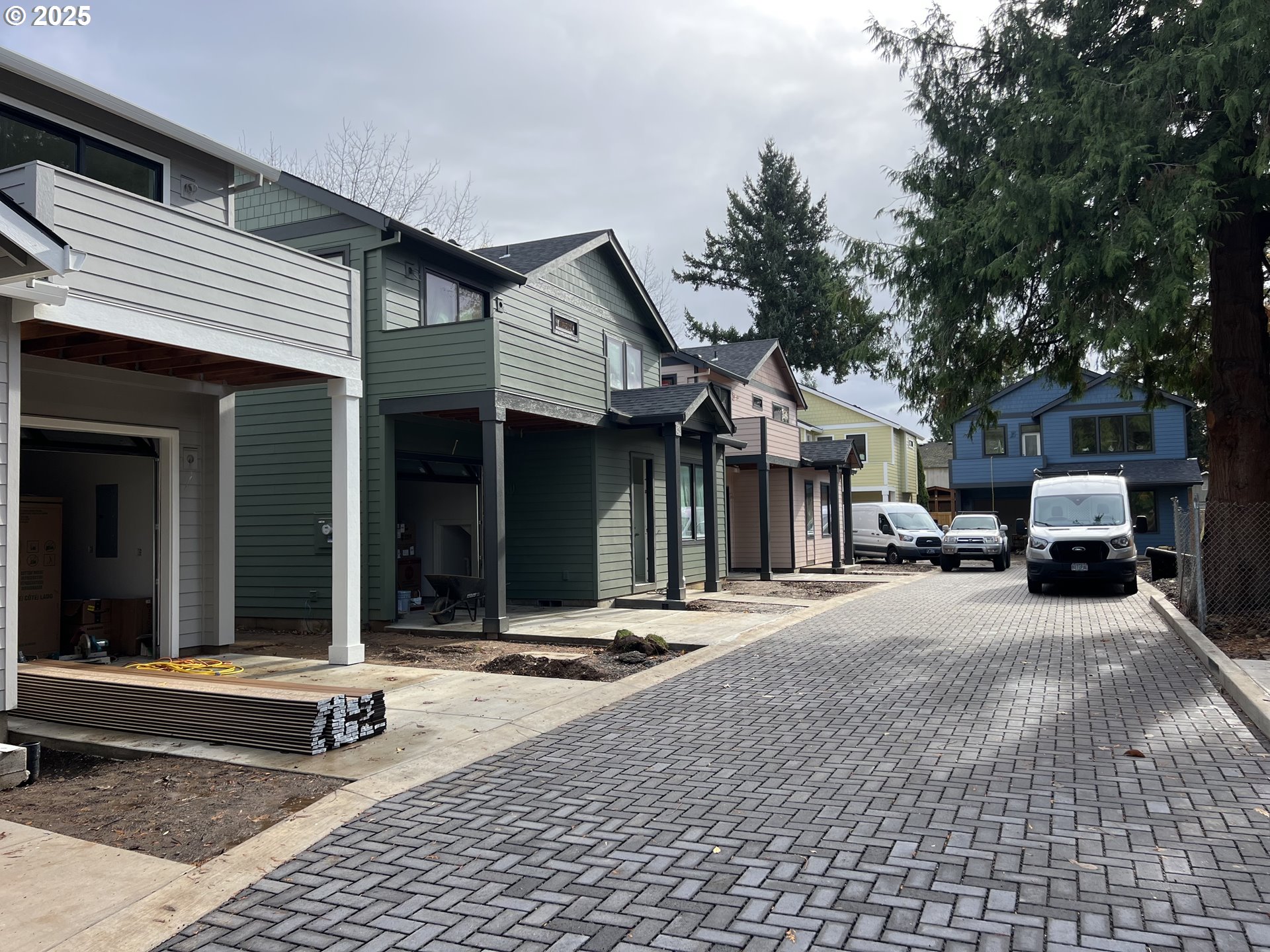 6900 Southeast Brooklyn Street Portland, OR 97206 - Photo 16 of 47