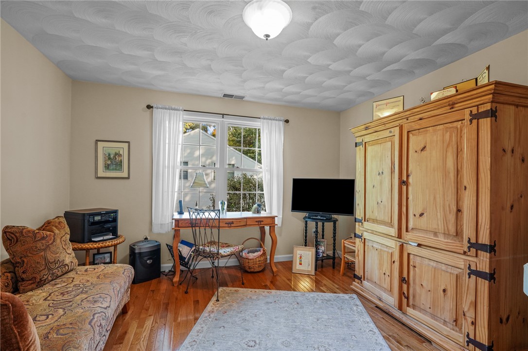 190 Cowesett Road Warwick, RI 02886 - Photo 25 of 47