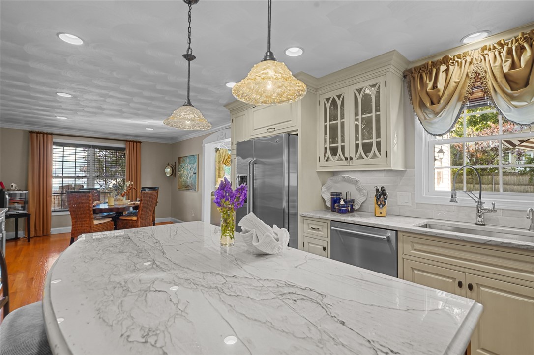 190 Cowesett Road Warwick, RI 02886 - Photo 6 of 47