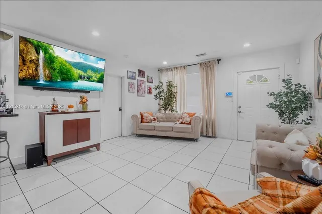 $850,000 | 640 Northeast 168th Street, North Miami Beach, FL 33162