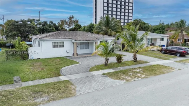 $850,000 | 640 Northeast 168th Street, North Miami Beach, FL 33162