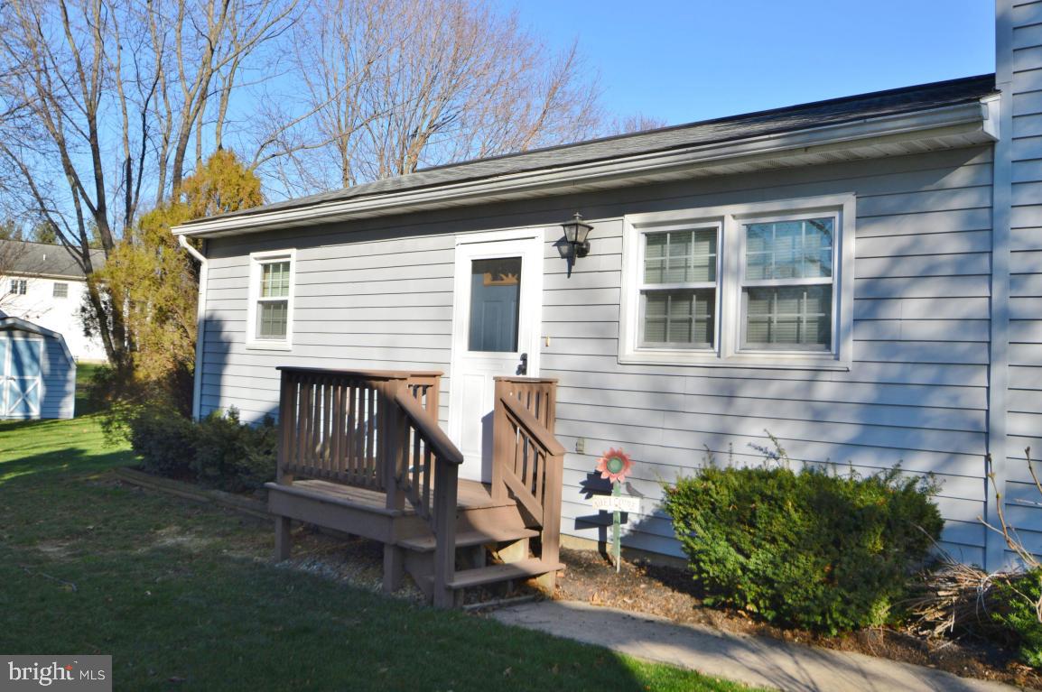 445 Chickadee Drive Lititz, PA 17543 - Photo 23 of 35