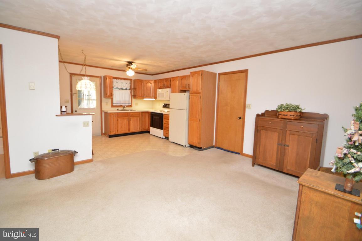 445 Chickadee Drive Lititz, PA 17543 - Photo 24 of 35
