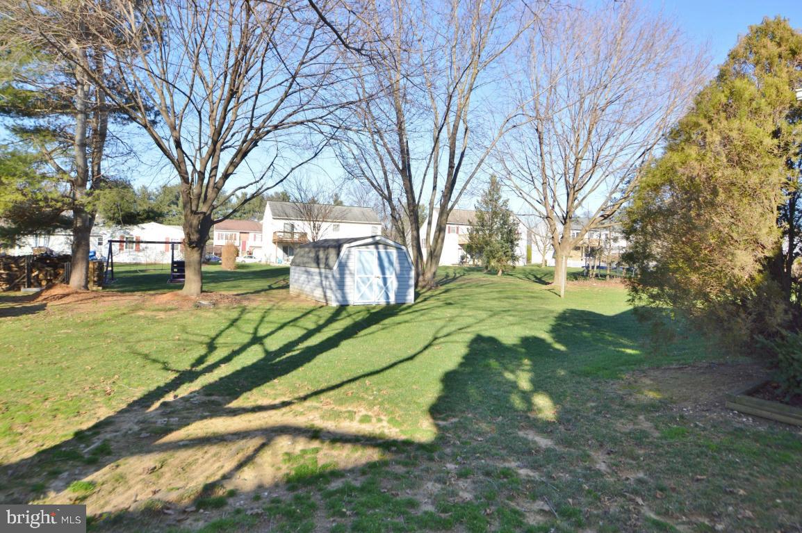 445 Chickadee Drive Lititz, PA 17543 - Photo 32 of 35