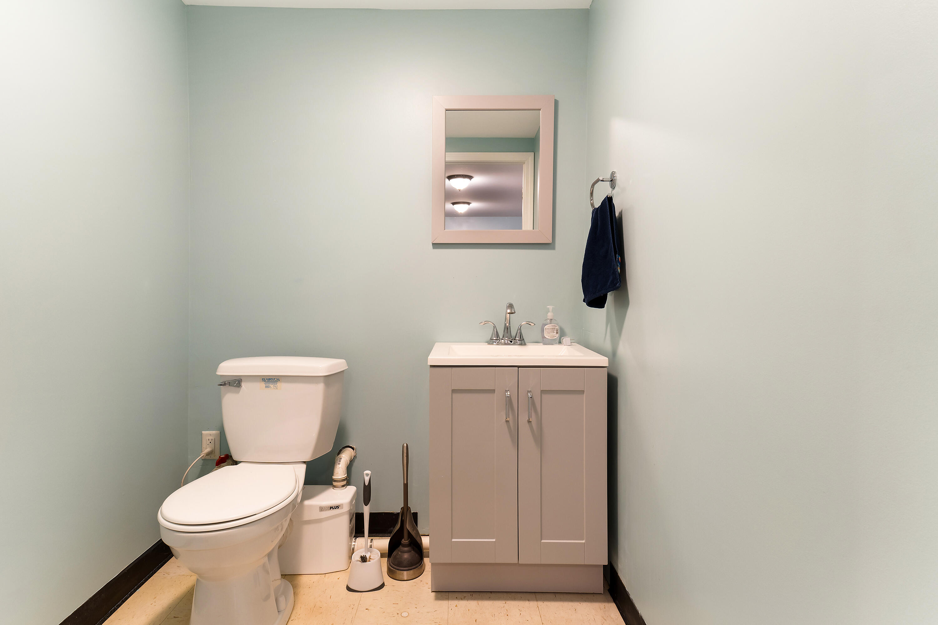 53 Agamenticus Road South Berwick, ME 03908 - Photo 74 of 84 53 Agamenticus Rd_173