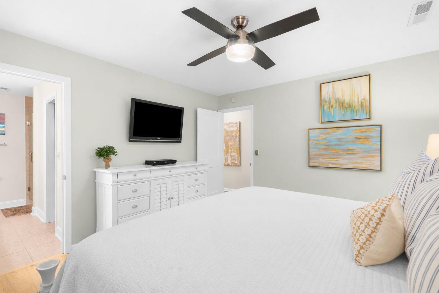 826 O'Sullivan Drive Mount Pleasant, SC 29464 - Photo 27 of 52 Primary Bedroom