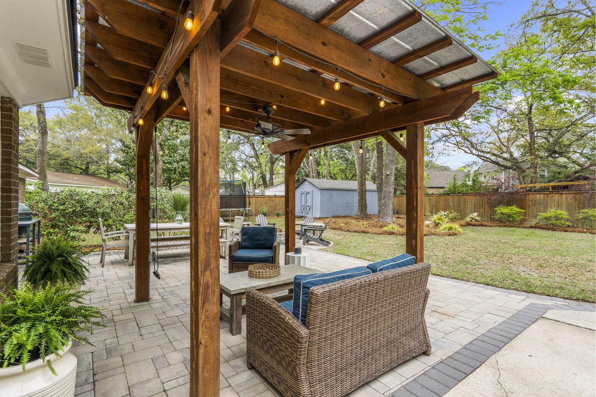 826 O'Sullivan Drive Mount Pleasant, SC 29464 - Photo 40 of 52 Backyard Pergola