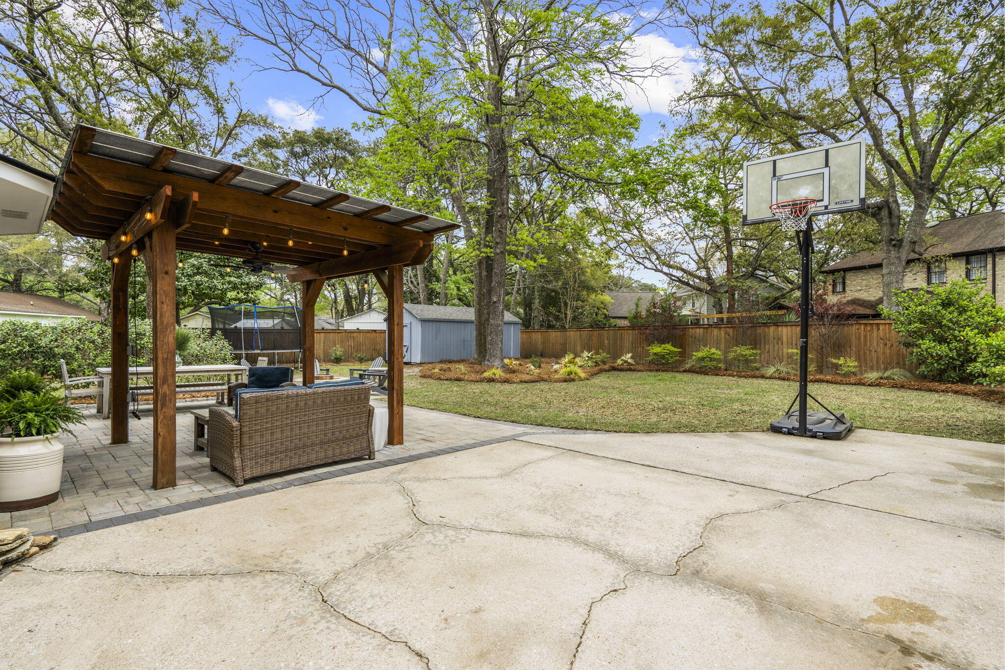 826 O'Sullivan Drive Mount Pleasant, SC 29464 - Photo 45 of 52 Outdoor Pergola