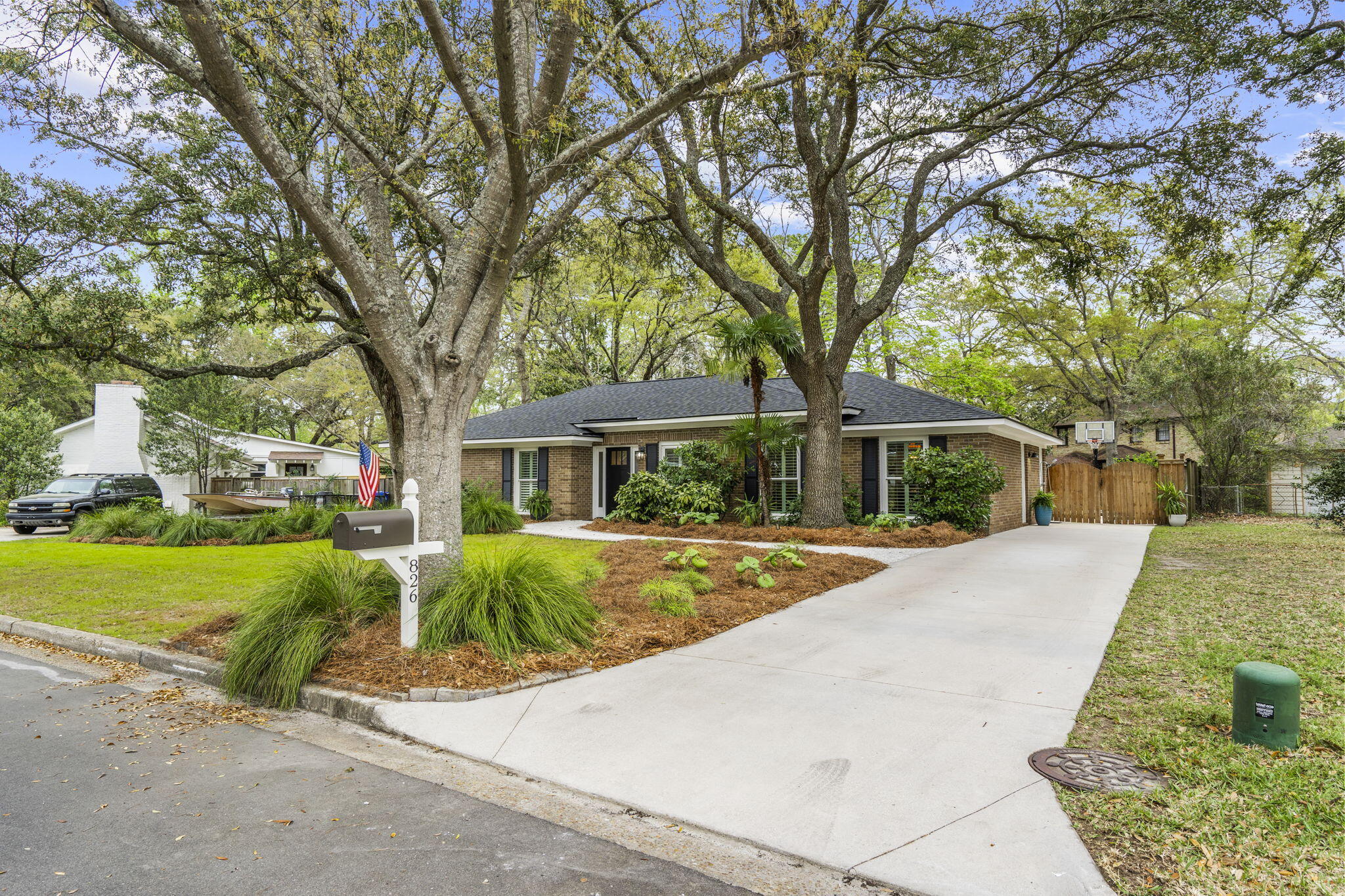 826 O'Sullivan Drive Mount Pleasant, SC 29464 - Photo 51 of 52 Front Exterior