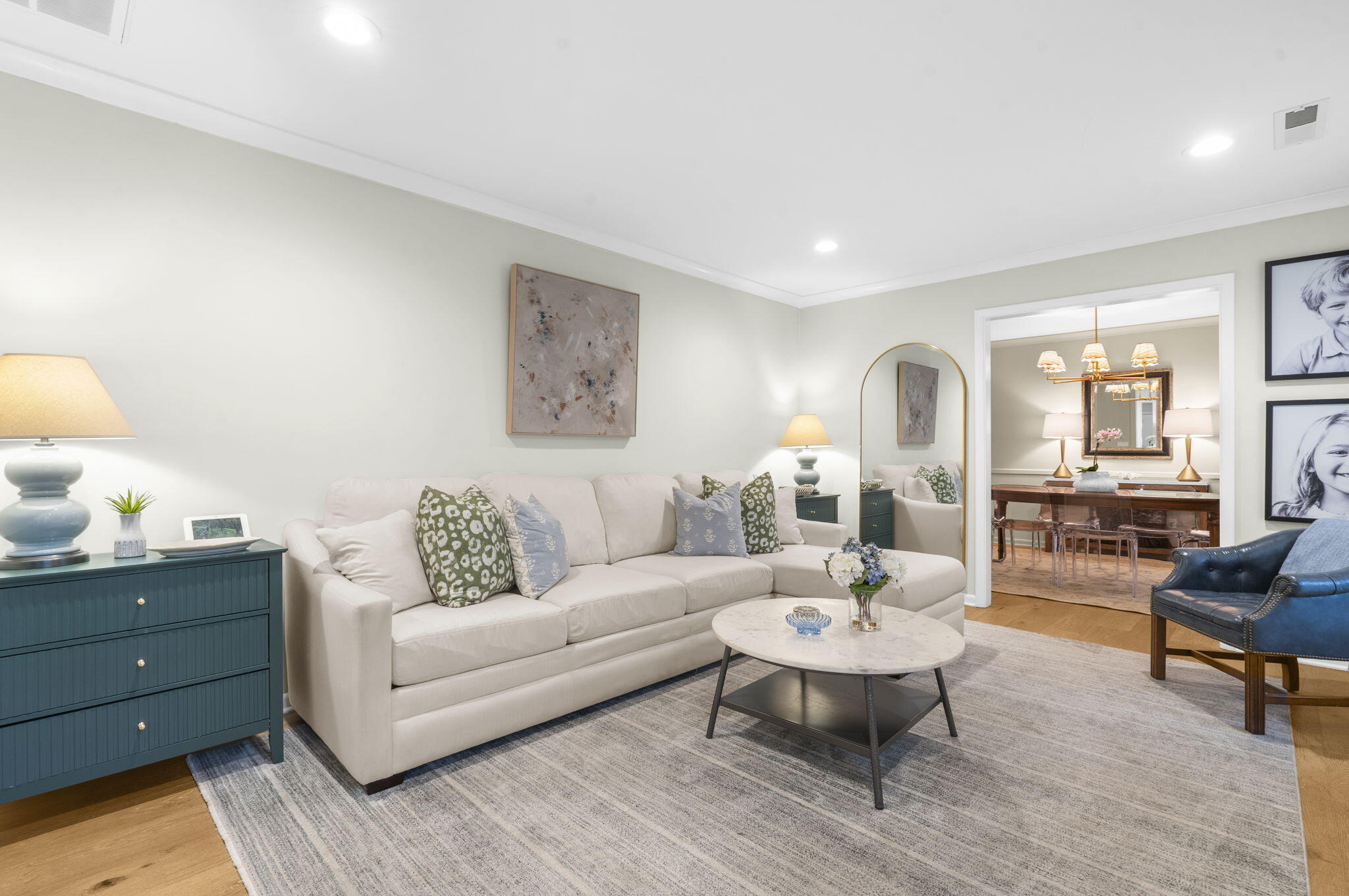 826 O'Sullivan Drive Mount Pleasant, SC 29464 - Photo 8 of 52 Living Room