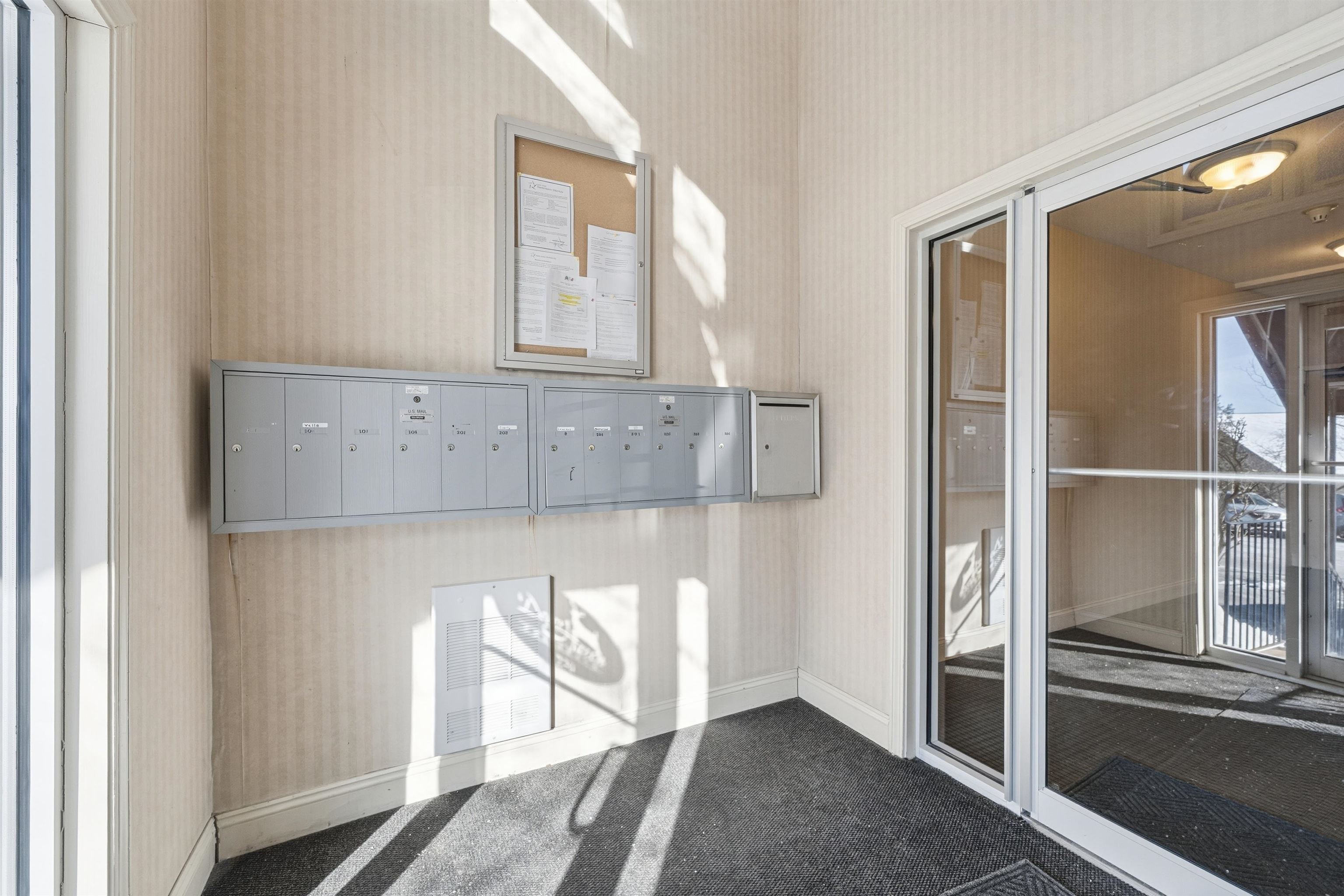 230 Eastern Avenue, Unit 101 Manchester, NH 03104 - Photo 17 of 30