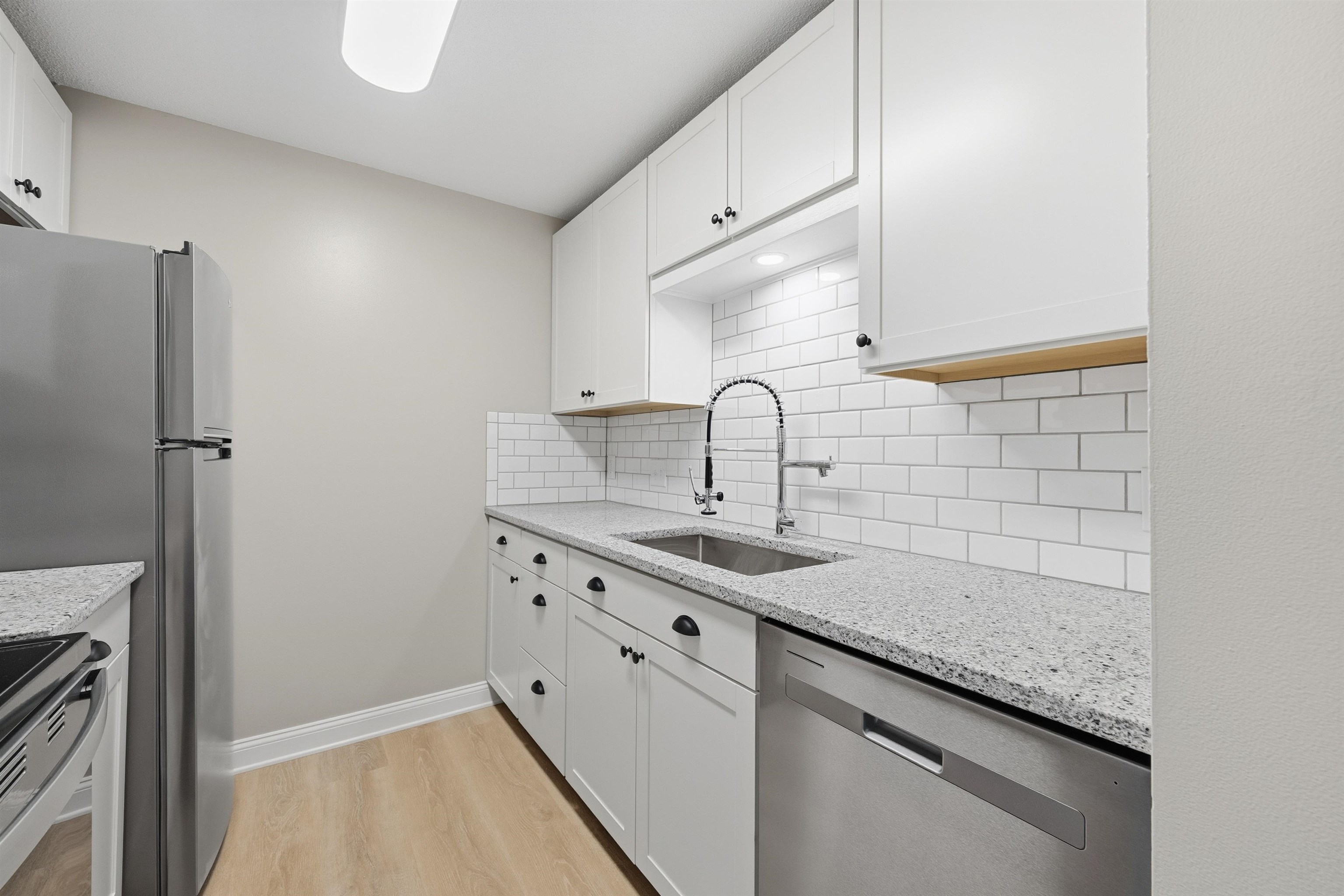 230 Eastern Avenue, Unit 101 Manchester, NH 03104 - Photo 3 of 30