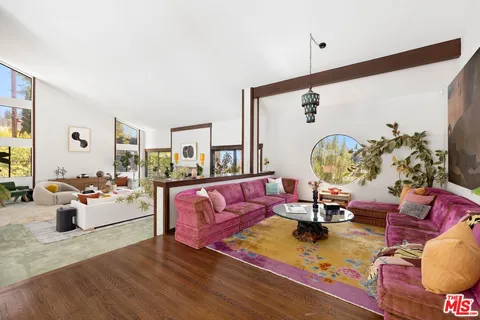 $4,300,000 | 2549 Canyon Oak Drive, Los Angeles, CA 90068