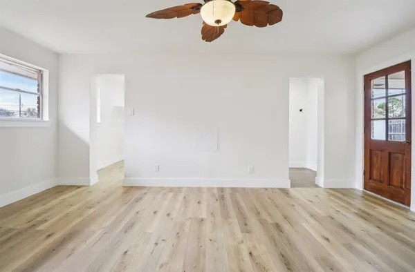 $3,200 | 1835 East Cedar Elm Drive, Arlington, TX 76012