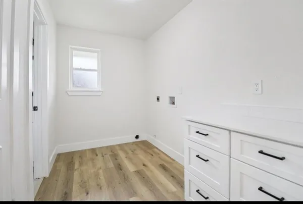 $3,200 | 1835 East Cedar Elm Drive, Arlington, TX 76012