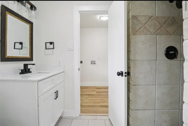 $3,200 | 1835 East Cedar Elm Drive, Arlington, TX 76012