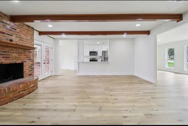 $3,200 | 1835 East Cedar Elm Drive, Arlington, TX 76012