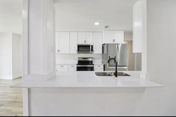 $3,200 | 1835 East Cedar Elm Drive, Arlington, TX 76012