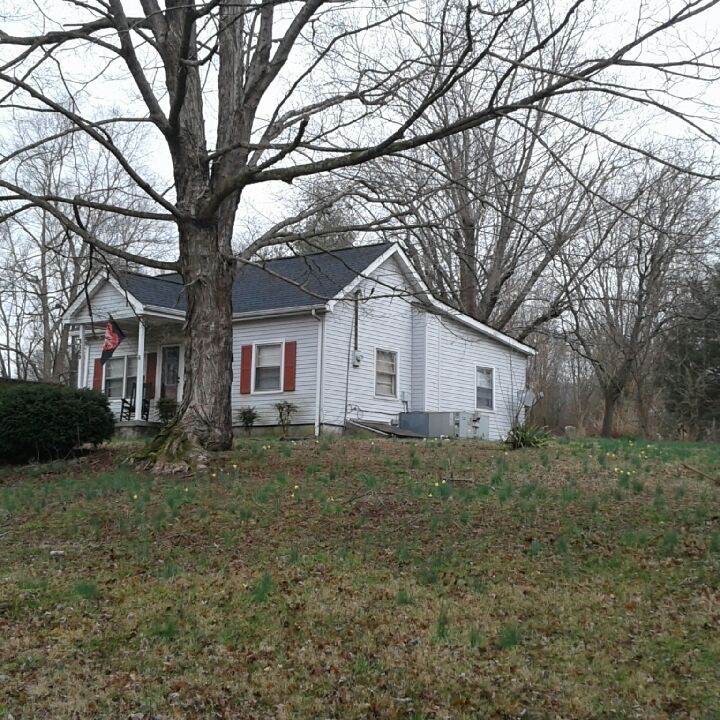 2259 South Williams Road Greenbrier, TN 37073 - Photo 3 of 3 a view of a yard with a house and a large tree