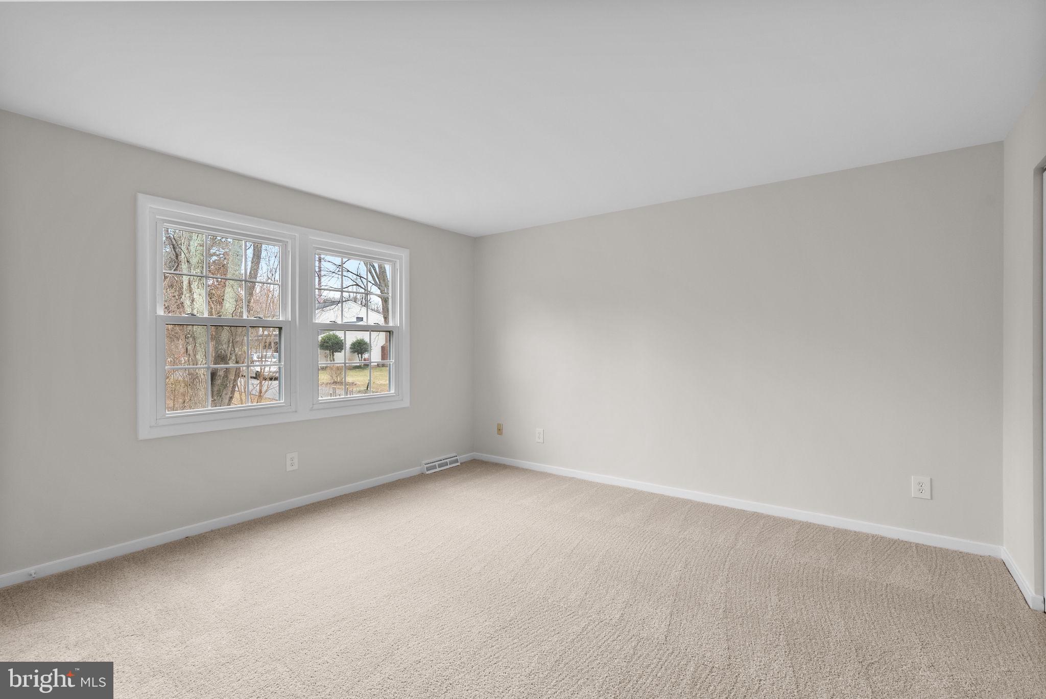 6170 Commodore Court Columbia, MD 21045 - Photo 20 of 49 an empty room with windows