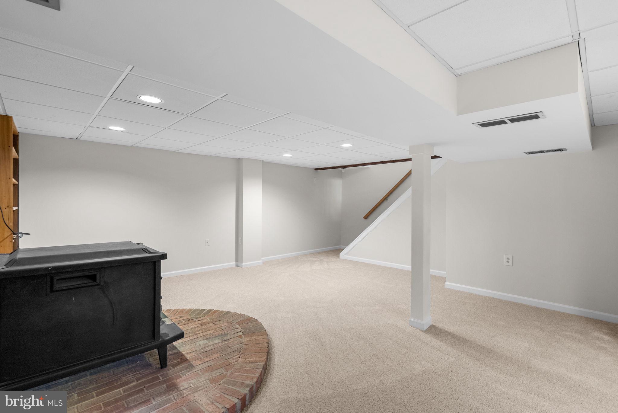 6170 Commodore Court Columbia, MD 21045 - Photo 34 of 49 a view of an empty room