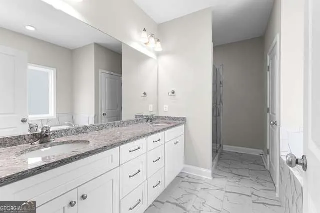 $2,650 | 517 Lago Court, LaGrange, GA 30241