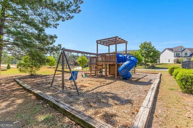 $2,650 | 517 Lago Court, LaGrange, GA 30241