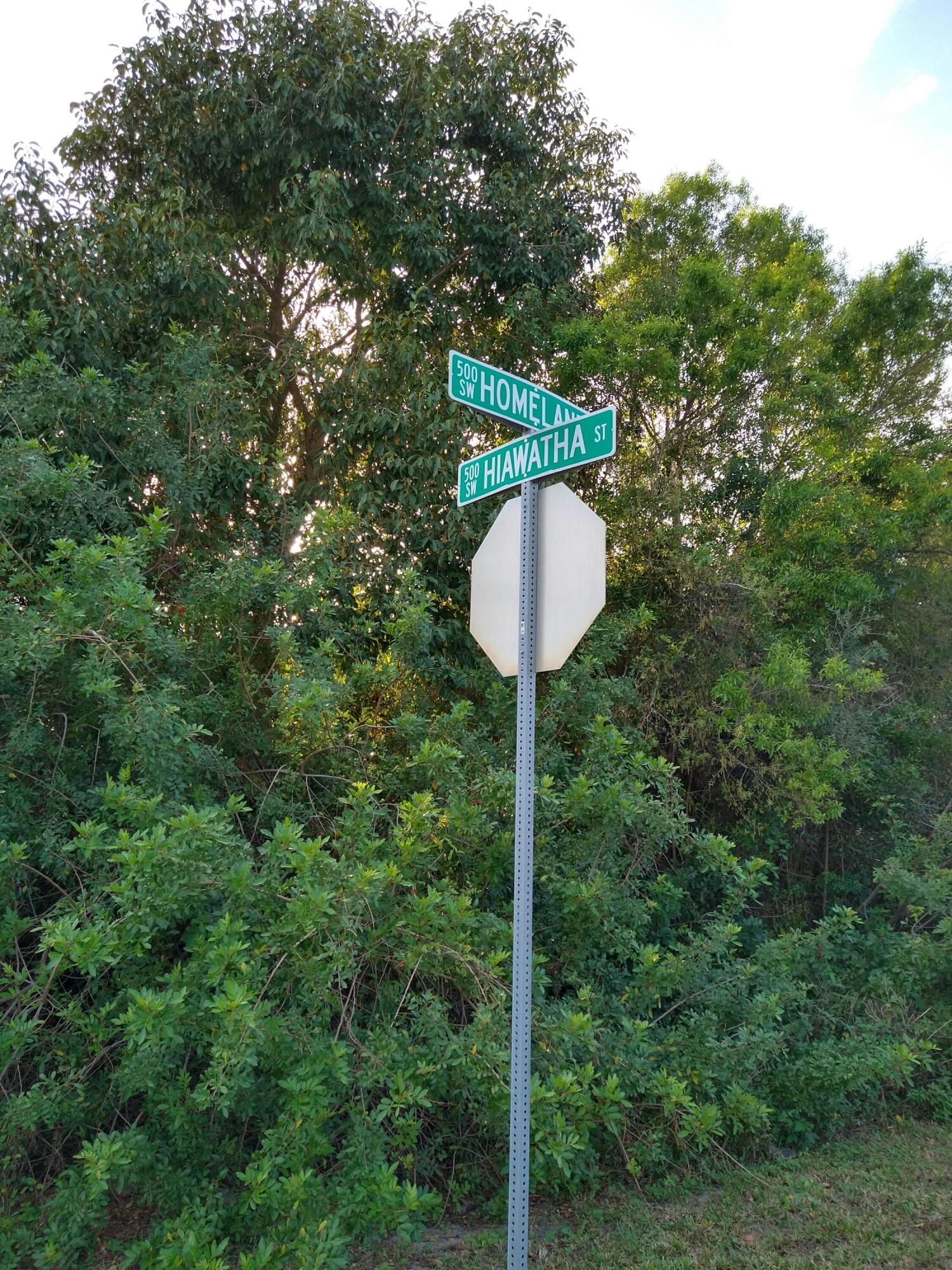 589 Southwest Homeland Road Port St. Lucie, FL 34953 - Photo 5 of 8 IMG_20210212_165259132_HDR