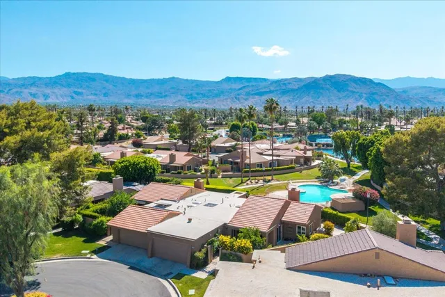 $575,000 | 44289 Venice Court, Palm Desert, CA 92260