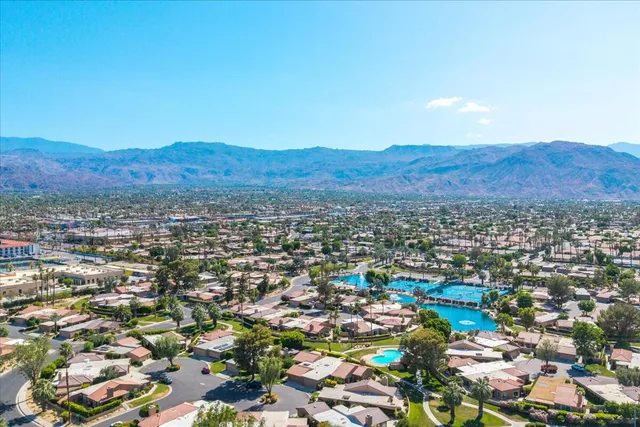 $575,000 | 44289 Venice Court, Palm Desert, CA 92260