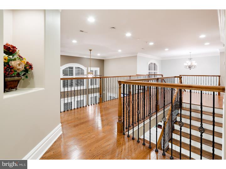 184 Durham Road Newtown, PA 18940 - Photo 21 of 25 Hallway