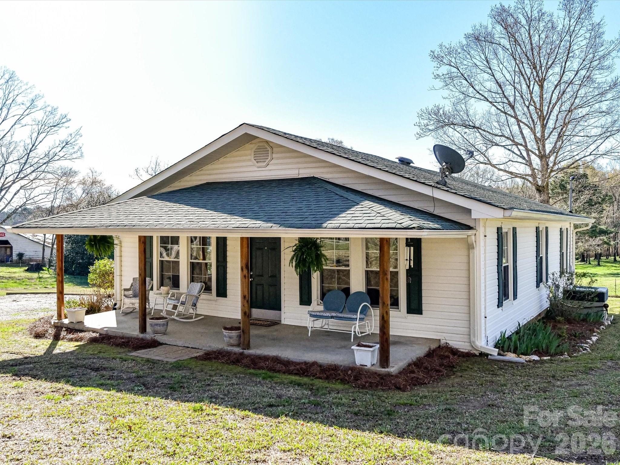 6590 Camp Creek Road Lancaster, SC 29720 - Photo 3 of 21