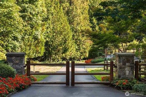 $5,950,000 | 20530 Southeast 19th Street, Sammamish, WA 98075