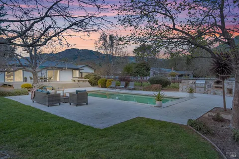 $1,849,000 | 8854 Egg Farm Lane, Kenwood, CA 95452