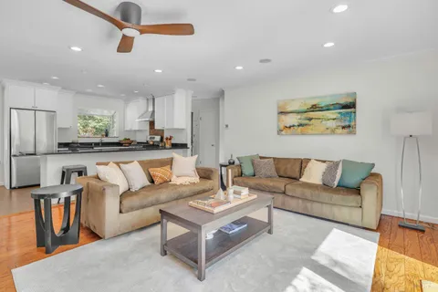 $1,995,000 | 8854 Egg Farm Road, Kenwood, CA 95452