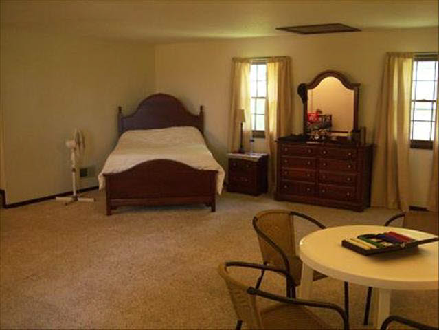 6240 West Albain Road Monroe, MI 48161 - Photo 10 of 20 Owners Suite