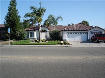 145 West Parlier Avenue Reedley, CA 93654 - Photo 13 of 15 Gallery Image 13