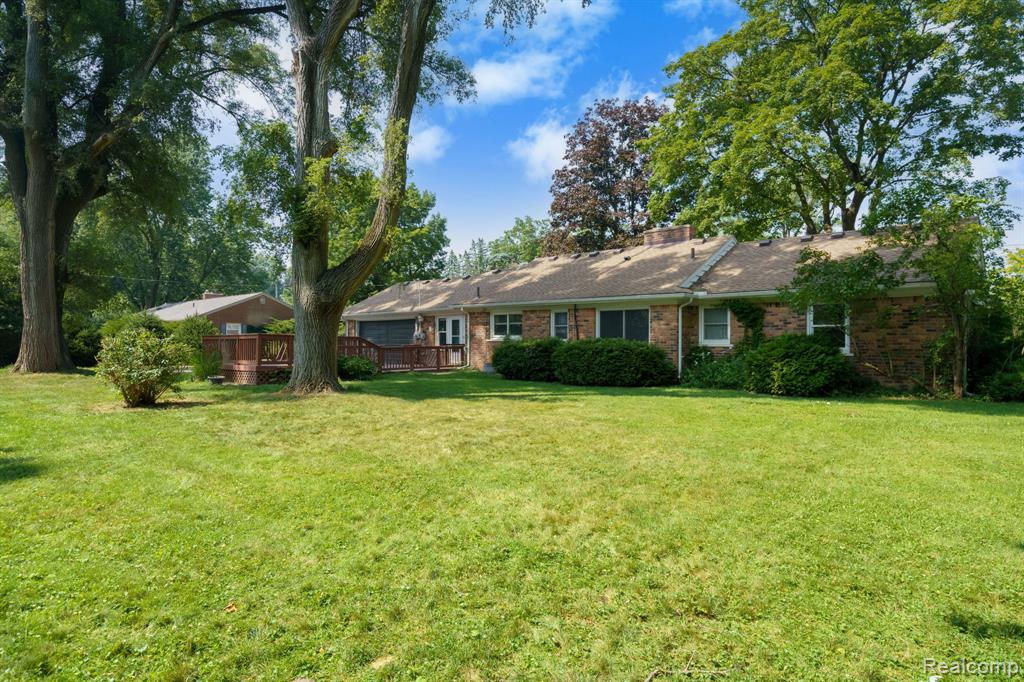 32620 Inkster Road Franklin, MI 48025 - Photo 9 of 32 Gallery Image 9