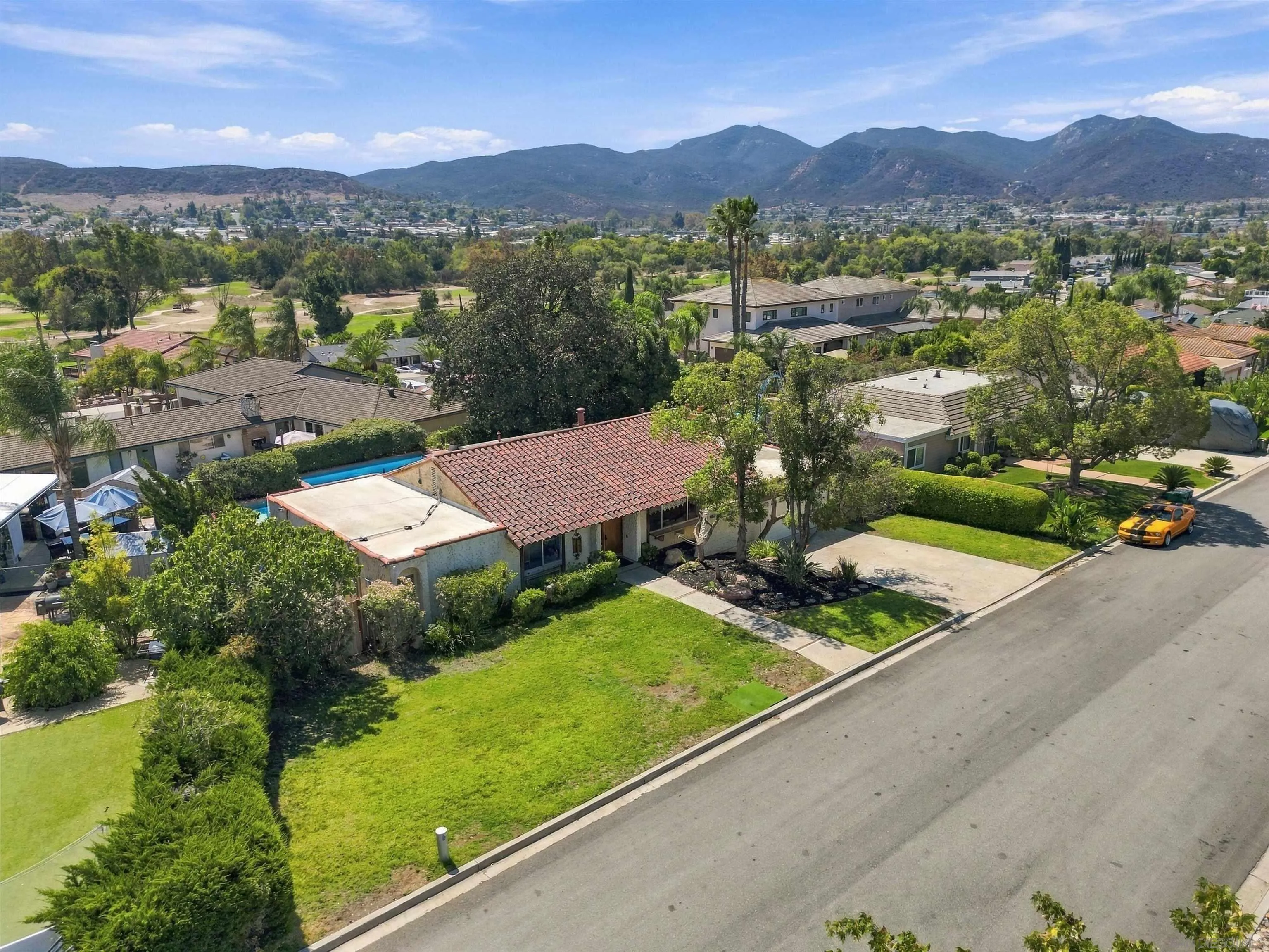 8621 Dunwoodie Road Santee, CA 92071 - Photo 2 of 32 Gallery Image 2