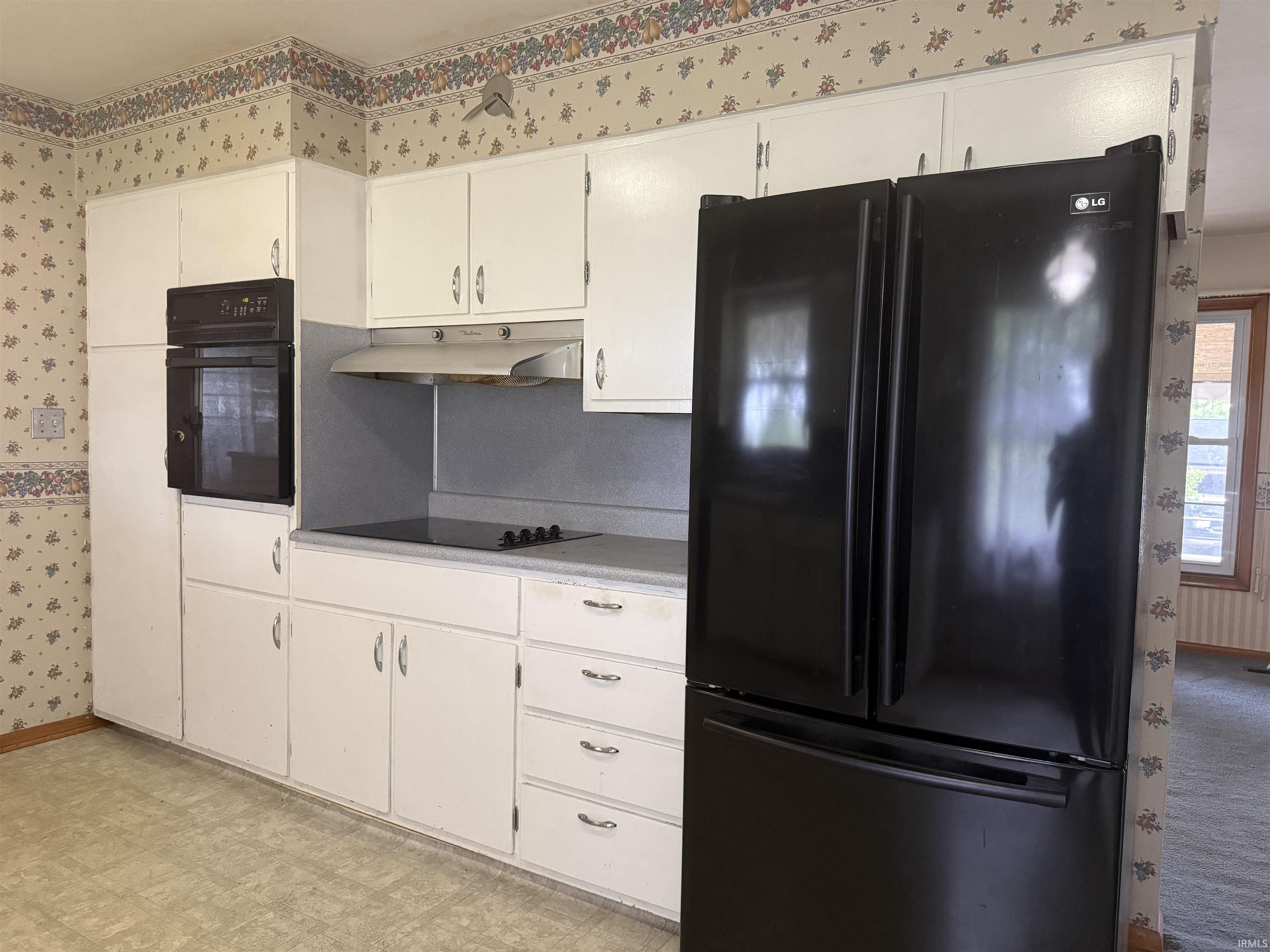 17 P Street Bedford, IN 47421 - Photo 4 of 13 Gallery Image 4