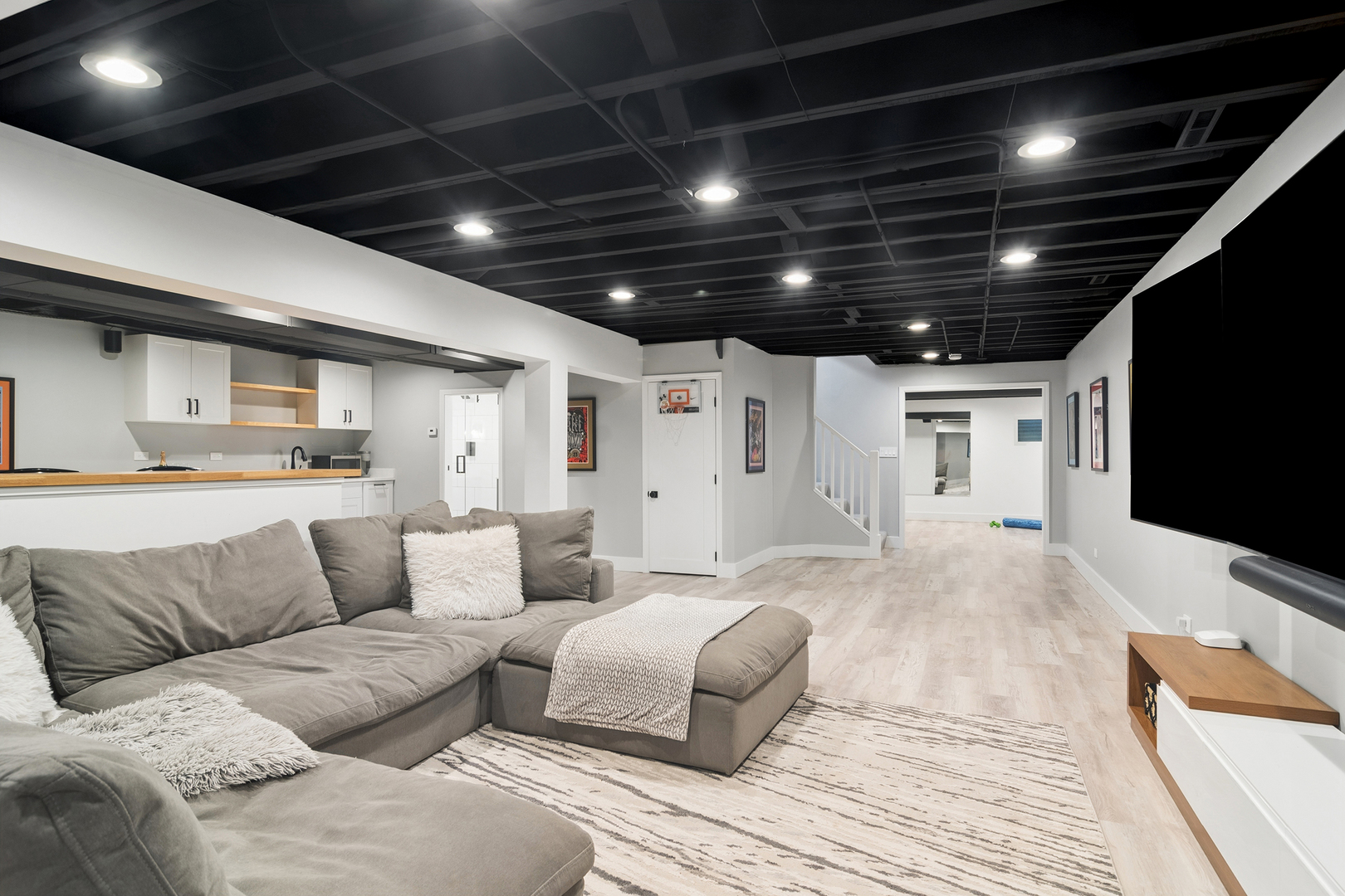 634 Raintree Road Buffalo Grove, IL 60089 - Photo 21 of 34