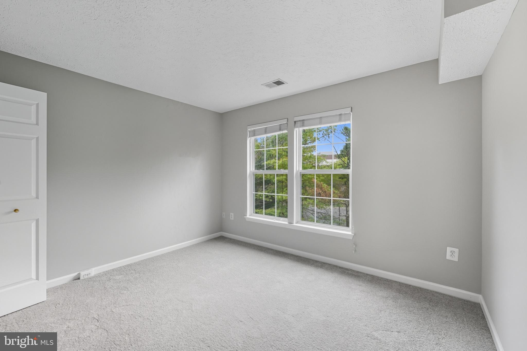 25910 Ridge Manor Drive, Unit 1000L Damascus, MD 20872 - Photo 39 of 51 Second Bedroom